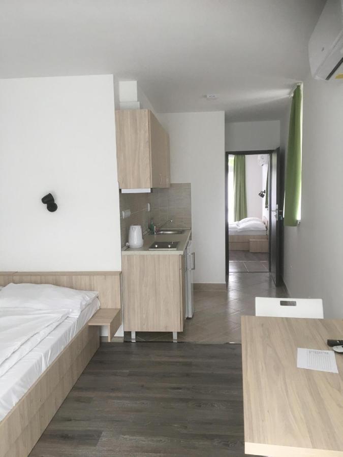 Apartmanhotel Baraton*** بالاتونفوريد المظهر الخارجي الصورة